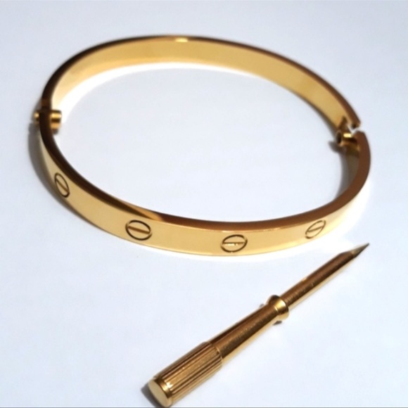 LOVE Screw Bangle Bracelet with Screwdriver in Gold - Picture 5 of 7